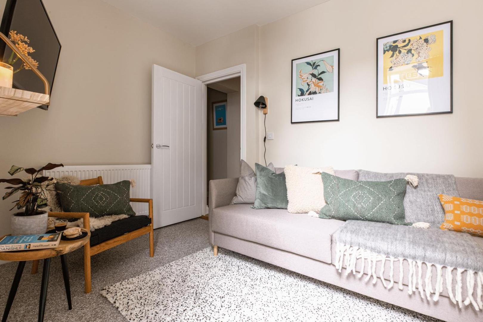 קארדיף Cohost Partners | Close To City Centre | One Br! מראה חיצוני תמונה