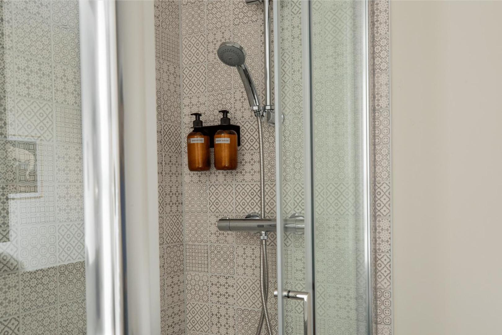 קארדיף Cohost Partners | Close To City Centre | One Br! מראה חיצוני תמונה